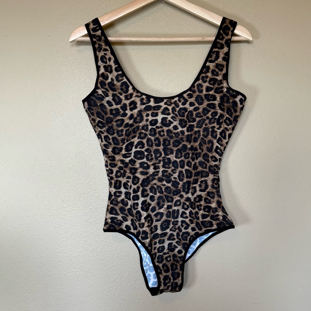 NWT The Kooples Leopard Print One Piece Swimsuit Size 3 Large - Picture 2 of 8
